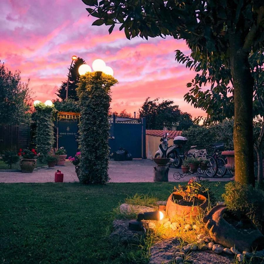 Il Bacio E La Nocciola Bed & Breakfast Labico Eksteriør bilde