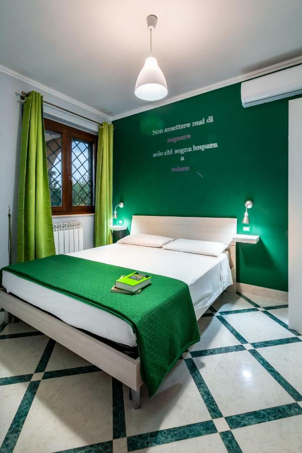 Il Bacio E La Nocciola Bed & Breakfast Labico Eksteriør bilde